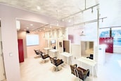 アグ ヘアー ヴィズ 旭川永山店(Agu hair viz)