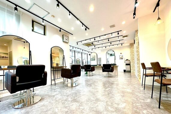 アグ ヘアー キュア 楠葉中央店(Agu hair cure)