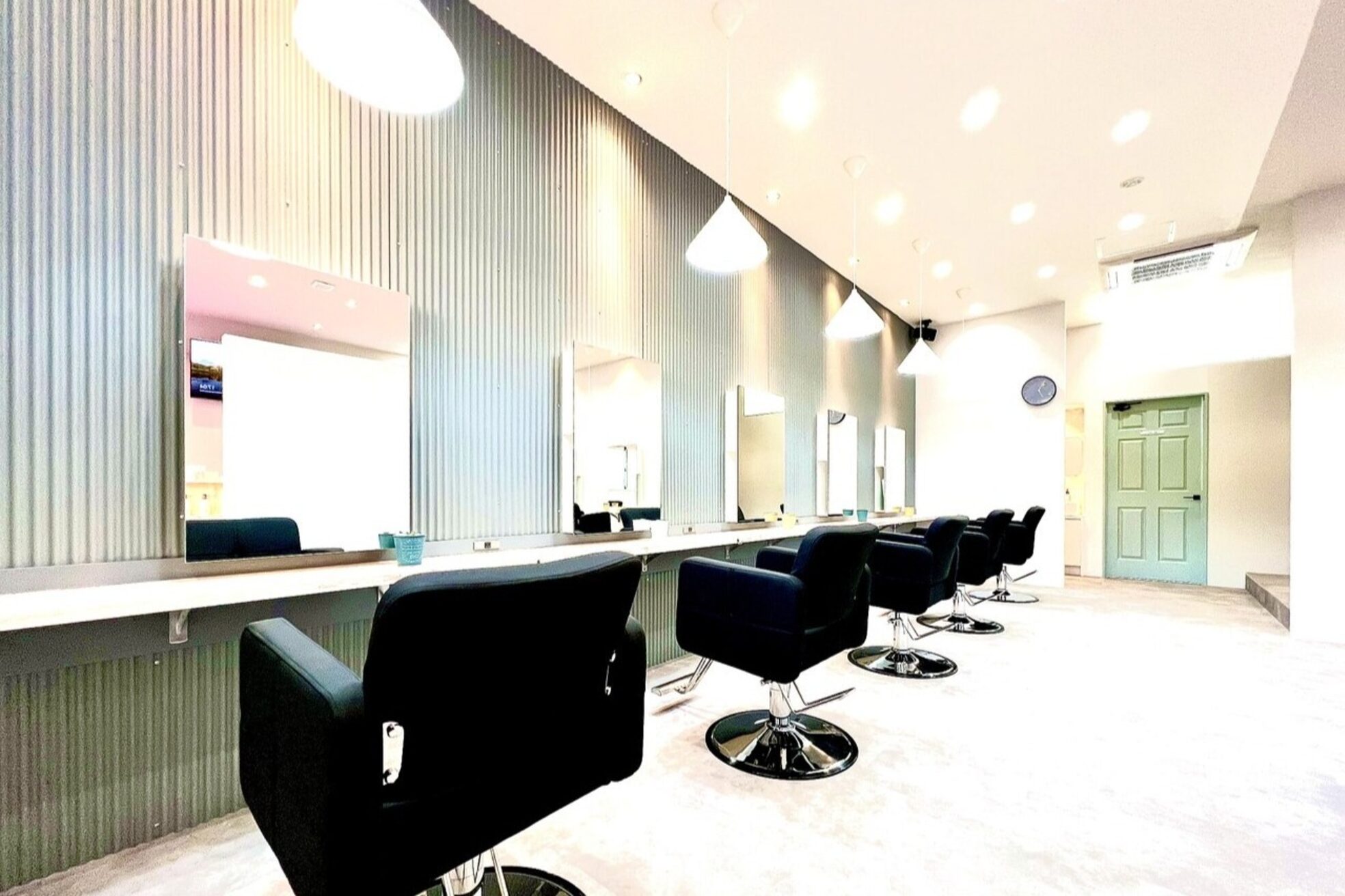 アグ ヘアー ノイ 豊岡店(Agu hair noi)1