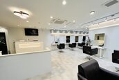 アグ ヘアー カルネ 放出駅前店(Agu hair carnet)