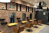 アグ ヘアー トワ 摂津富田駅前店(Agu hair towa)