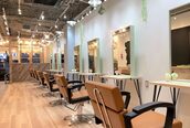 アグ ヘアー ロッジ 蒲生四丁目駅前店(Agu hair lodge)