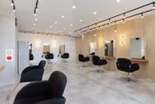 アグ ヘアー イット 九大学研都市店(Agu hair itt)