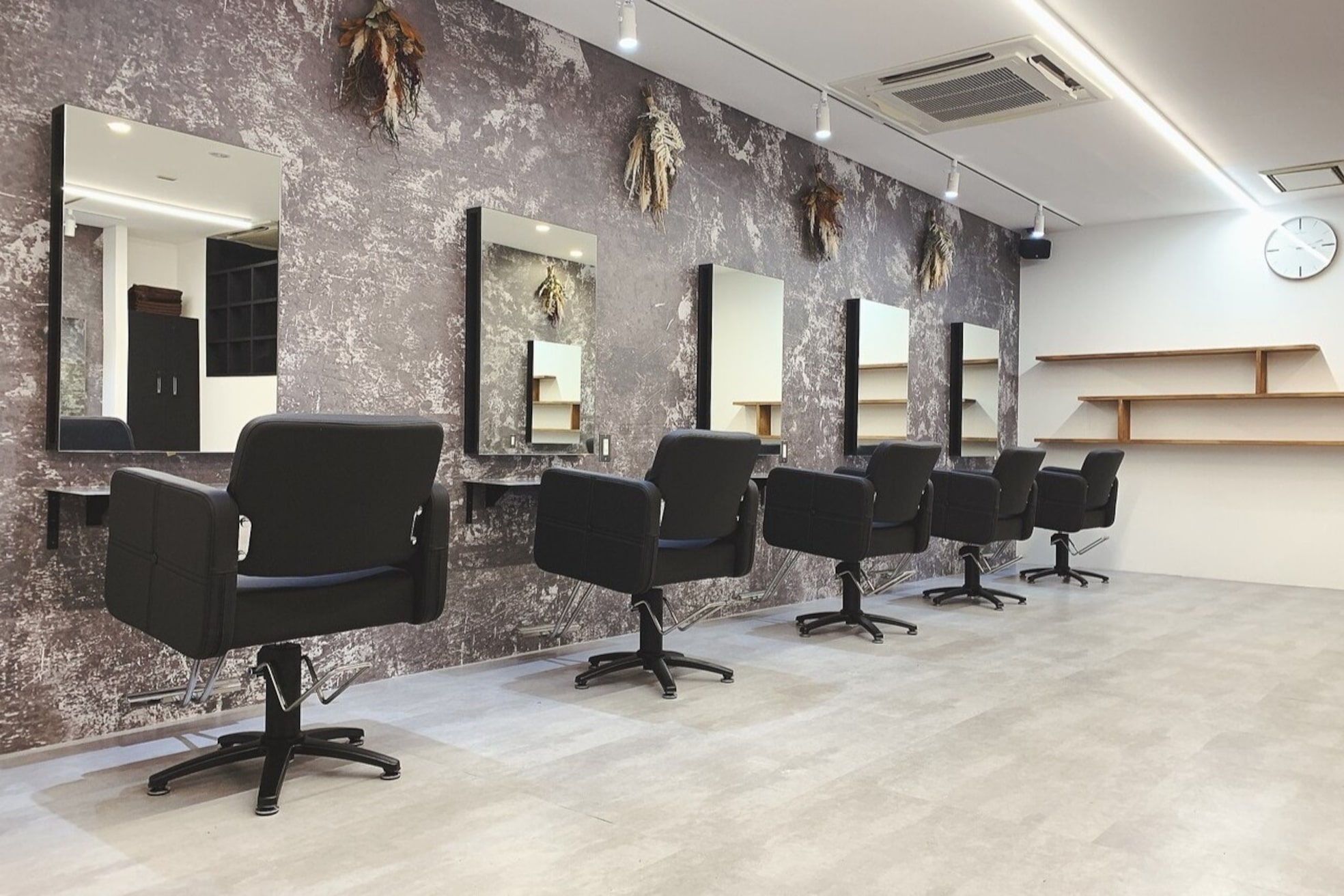 アグ ヘアー エッジ 昭和店(Agu hair edge)1