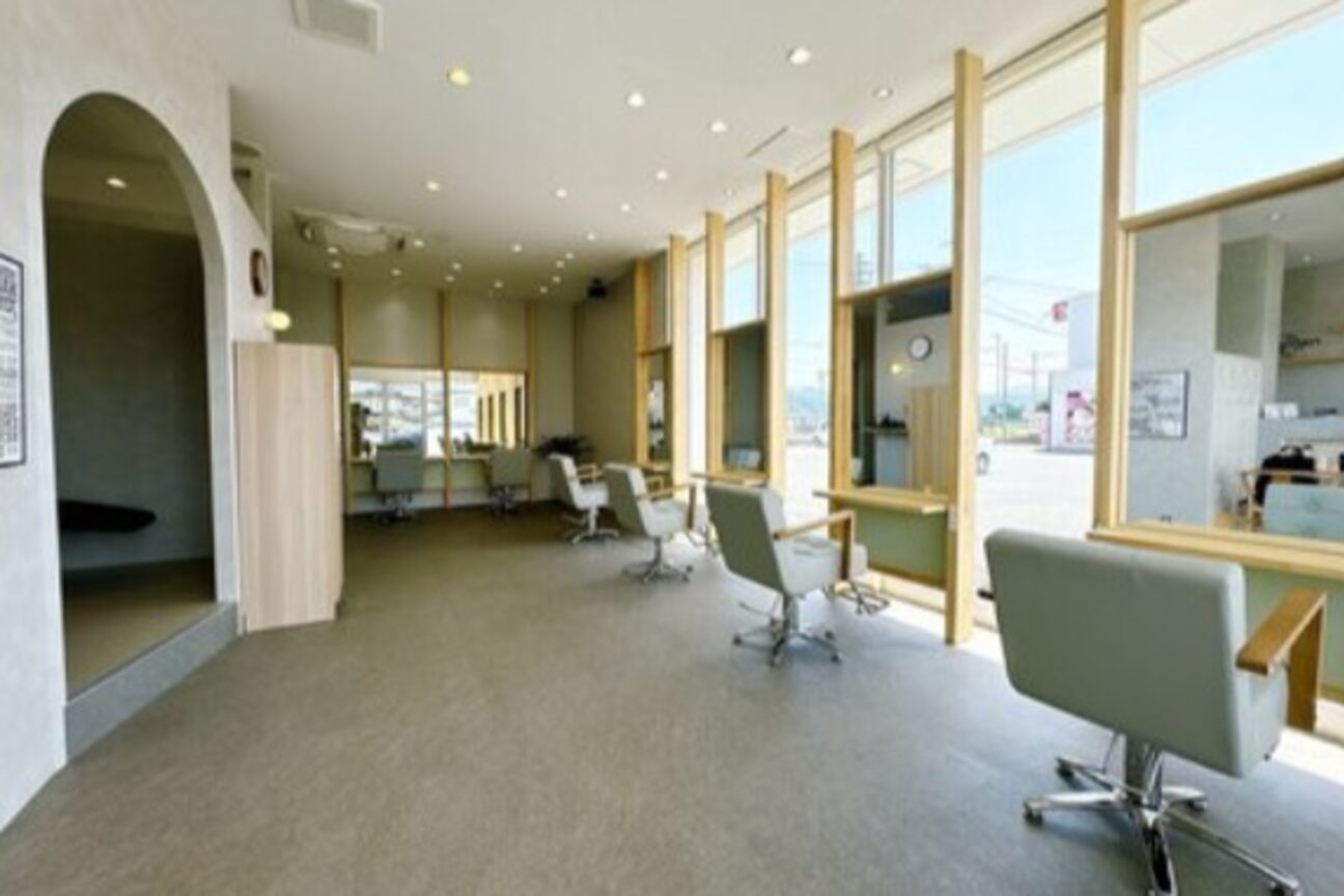 Agu. hair（株式会社　ＫＥＳＨＩＫＩ）画像2