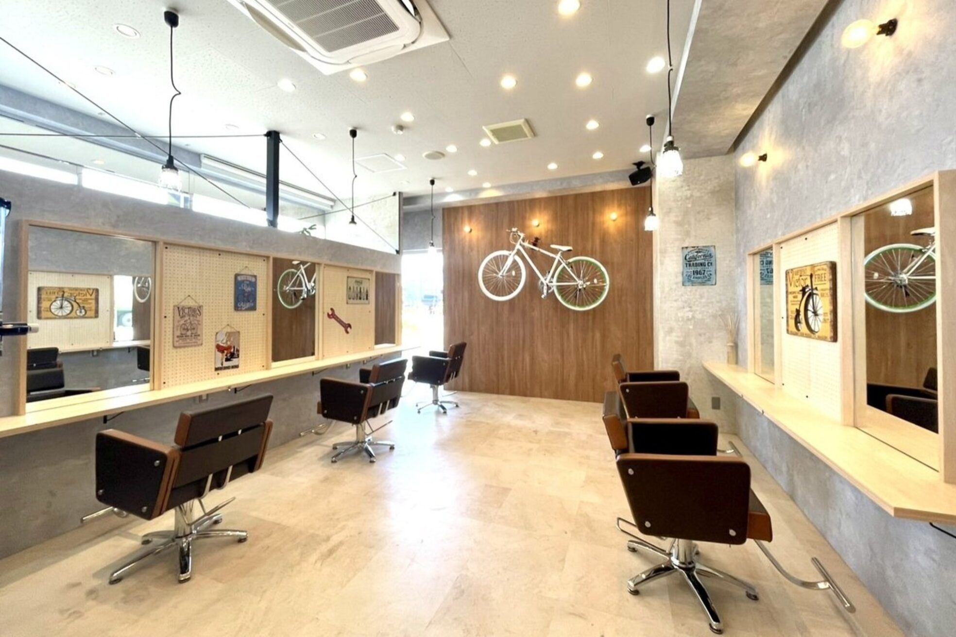 アグ ヘアー フィーツ 相馬店(Agu hair fiets)1