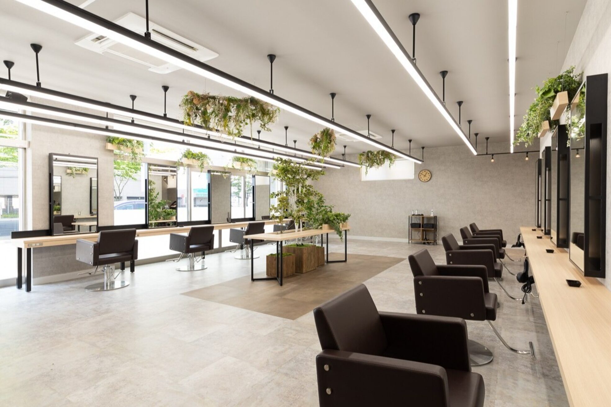 アグ ヘアー シー 仙台港店(Agu hair s’ii)1