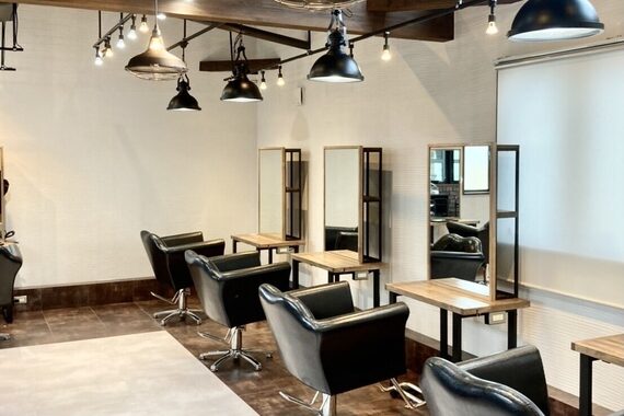 アグ ヘアー オニキス いわき泉町店(Agu hair onyx)