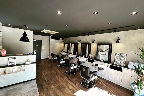 フェードアンドライン 青森店(FADE&LINE)