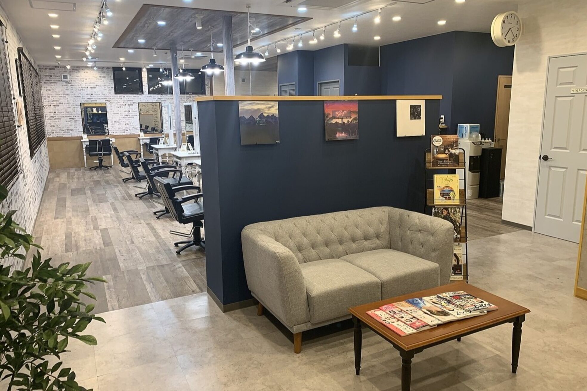 アグ ヘアー オーク 十和田店(Agu hair oak)1