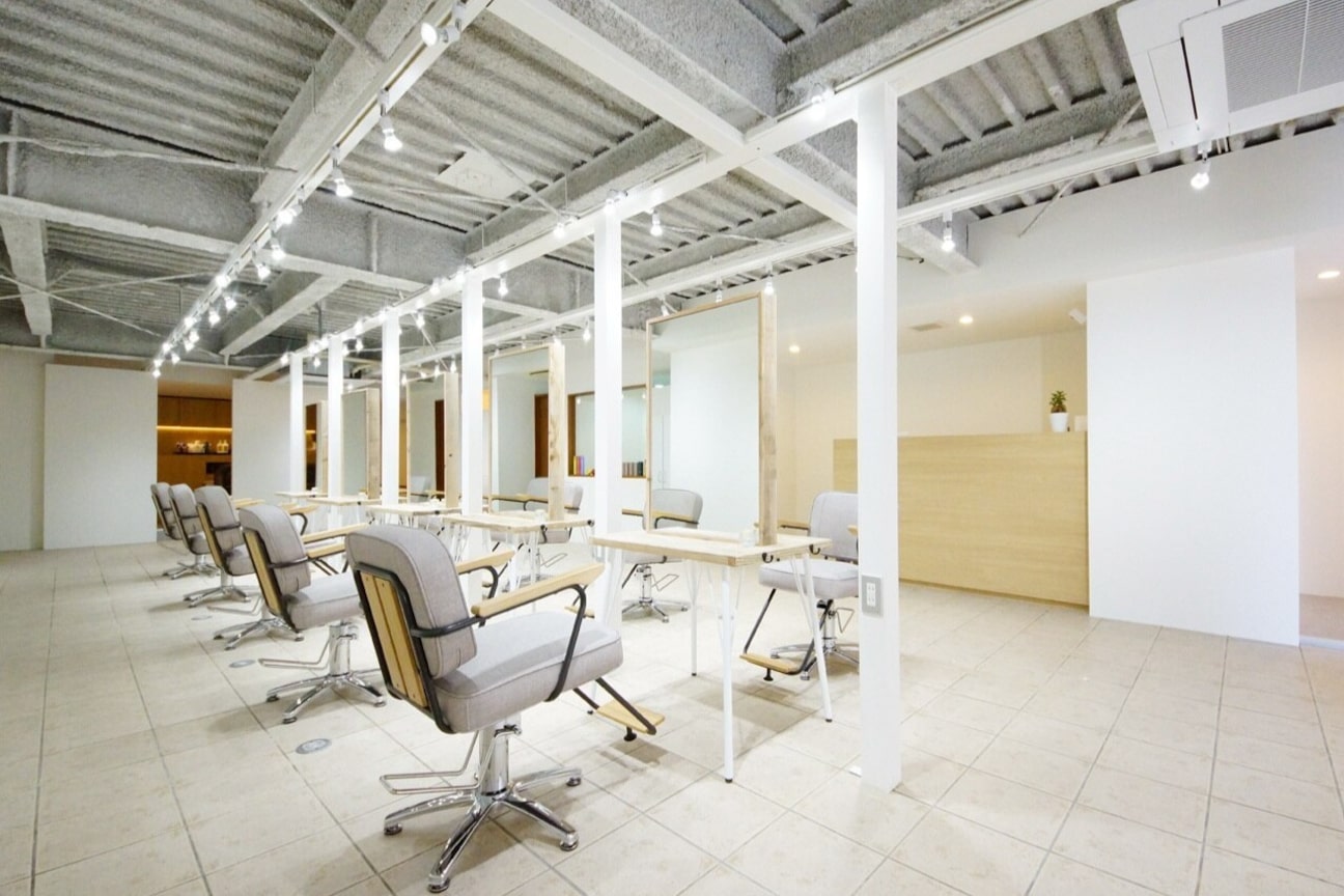 Agu. hair（株式会社　リプレイ）画像1