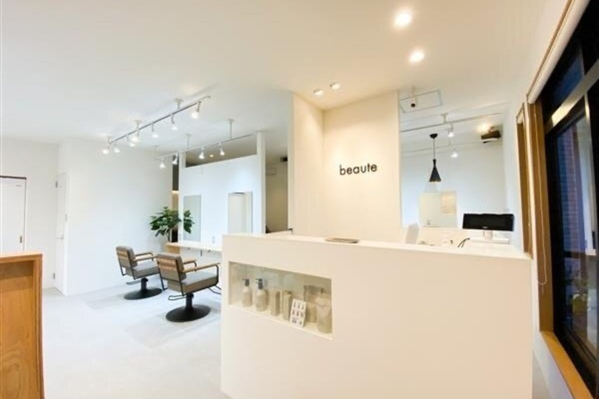 アグ ヘアー ボーテ 大在店(Agu hair beaute)2