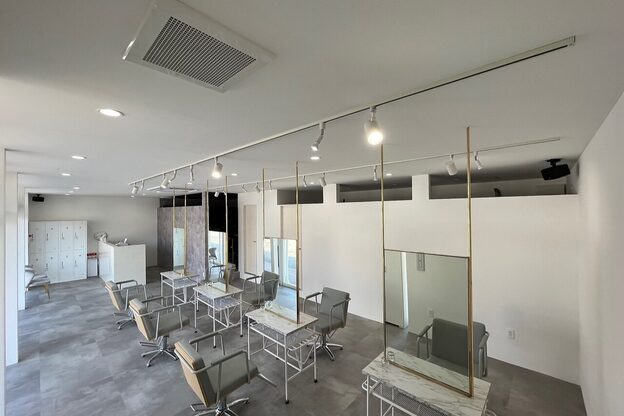 アグ ヘアー カリス 大分上宗方店(Agu hair charis)1