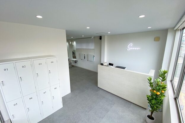 アグ ヘアー ソー 日向市駅前店(Agu hair soooo)1