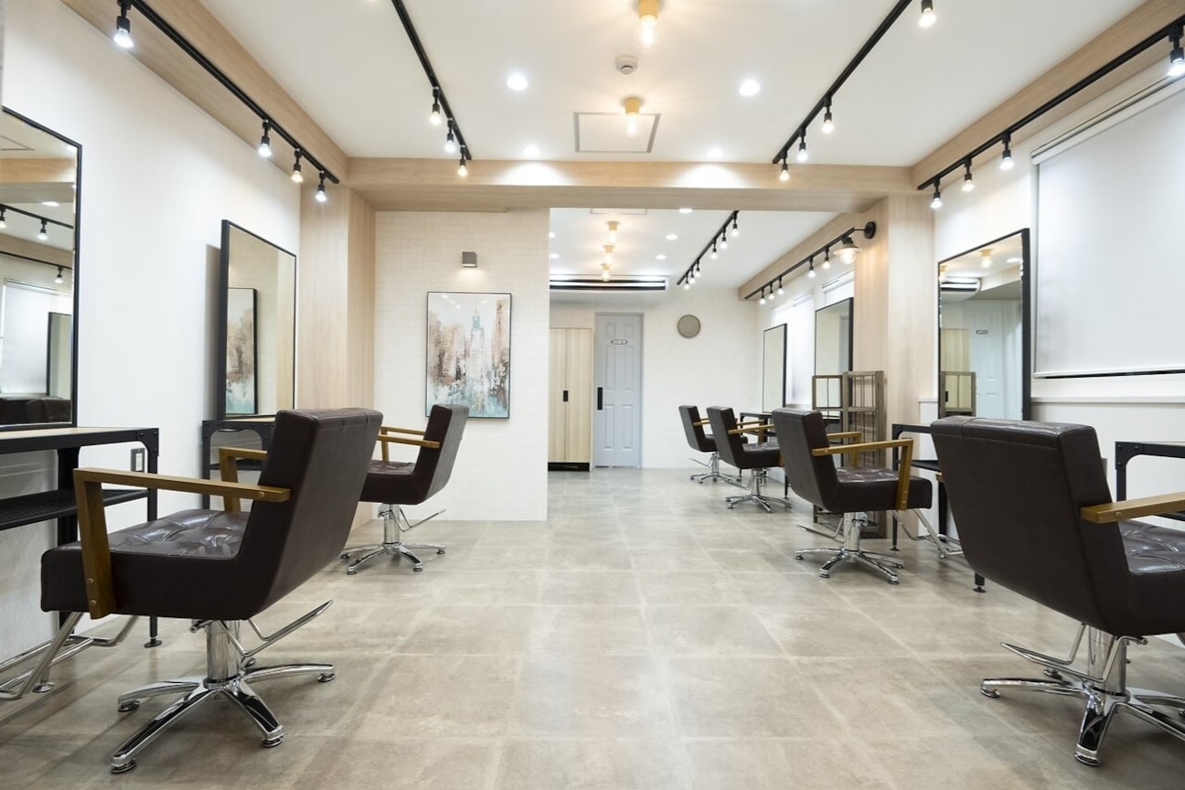 Agu. hair(株式会社 Rozina)画像1