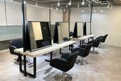 アグ ヘアー トロワ 加古川店(Agu hair trois)