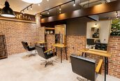 アグ ヘアー キネマ 名古屋西区店(Agu hair kinema)