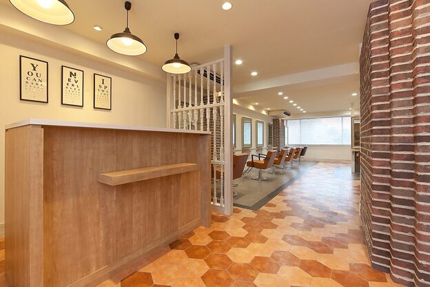 アグ ヘアー テラス名駅店(Agu hair terrace2)1