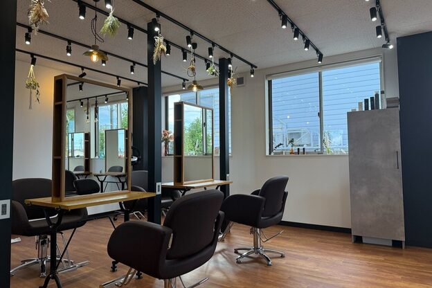アグ ヘアー ハッチ 砺波店(Agu hair hatch)1