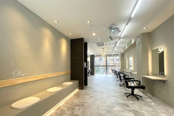 アグ ヘアー スラップ 川崎店(Agu hair Slups)