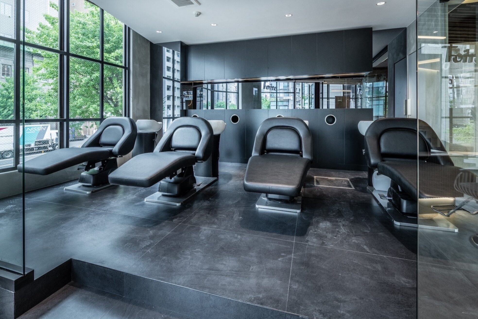 トイロ 新宿(Toiro)3