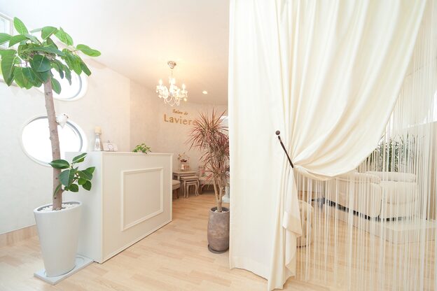 サロン ド ラヴィエール(salon de Laviere)1