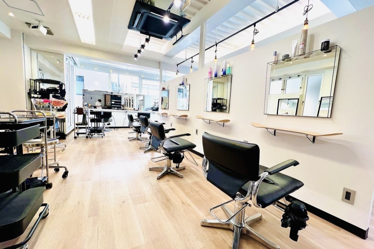 WAVEY ft.fifth(株式会社 OUR LIFE NEW EVER)画像1