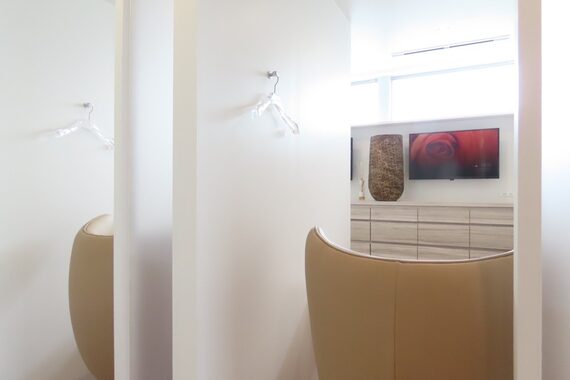 ラビスネイルエス アドー(ravisnail-Es- adore)