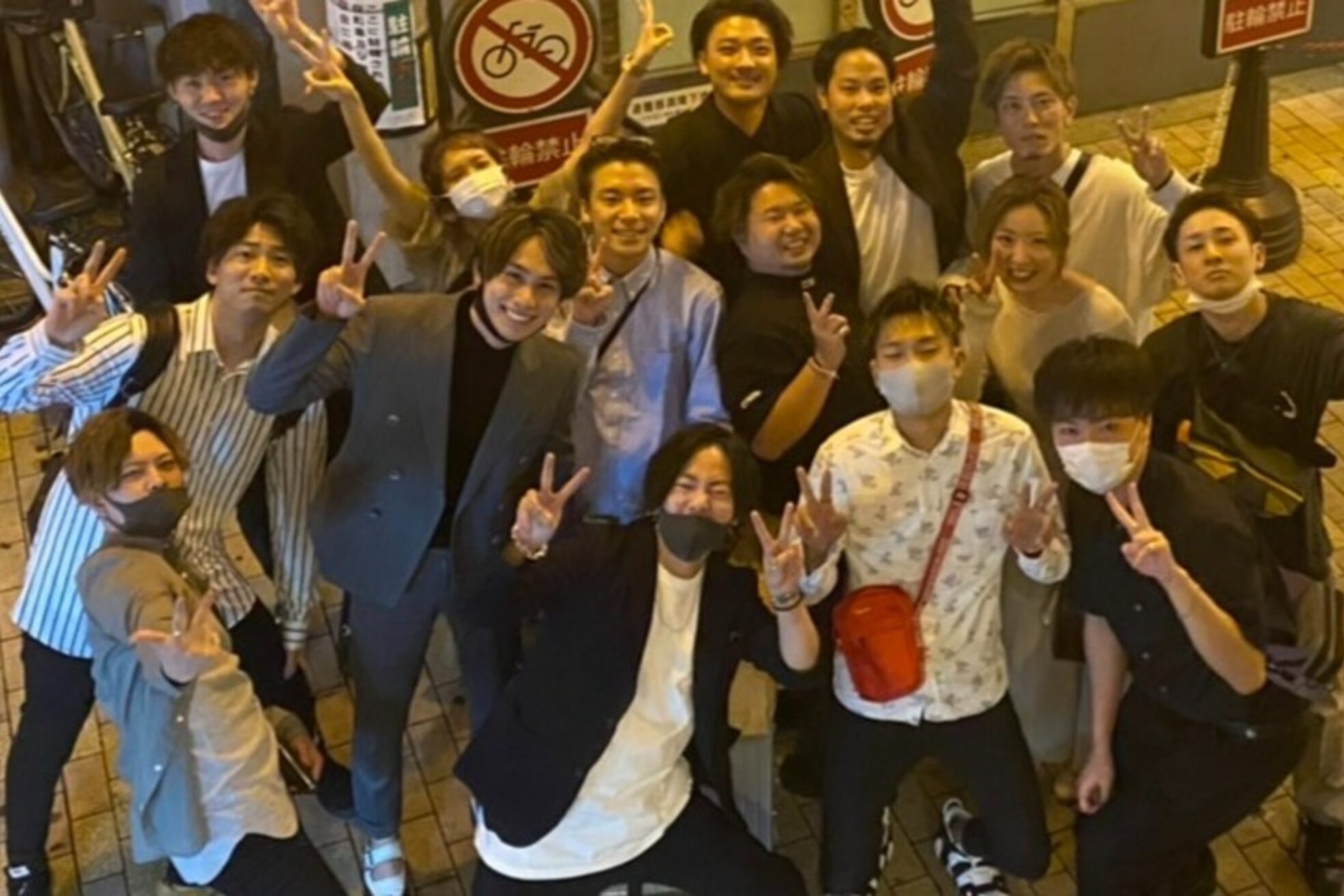 アンダーバーホワイト(_WHITE)7