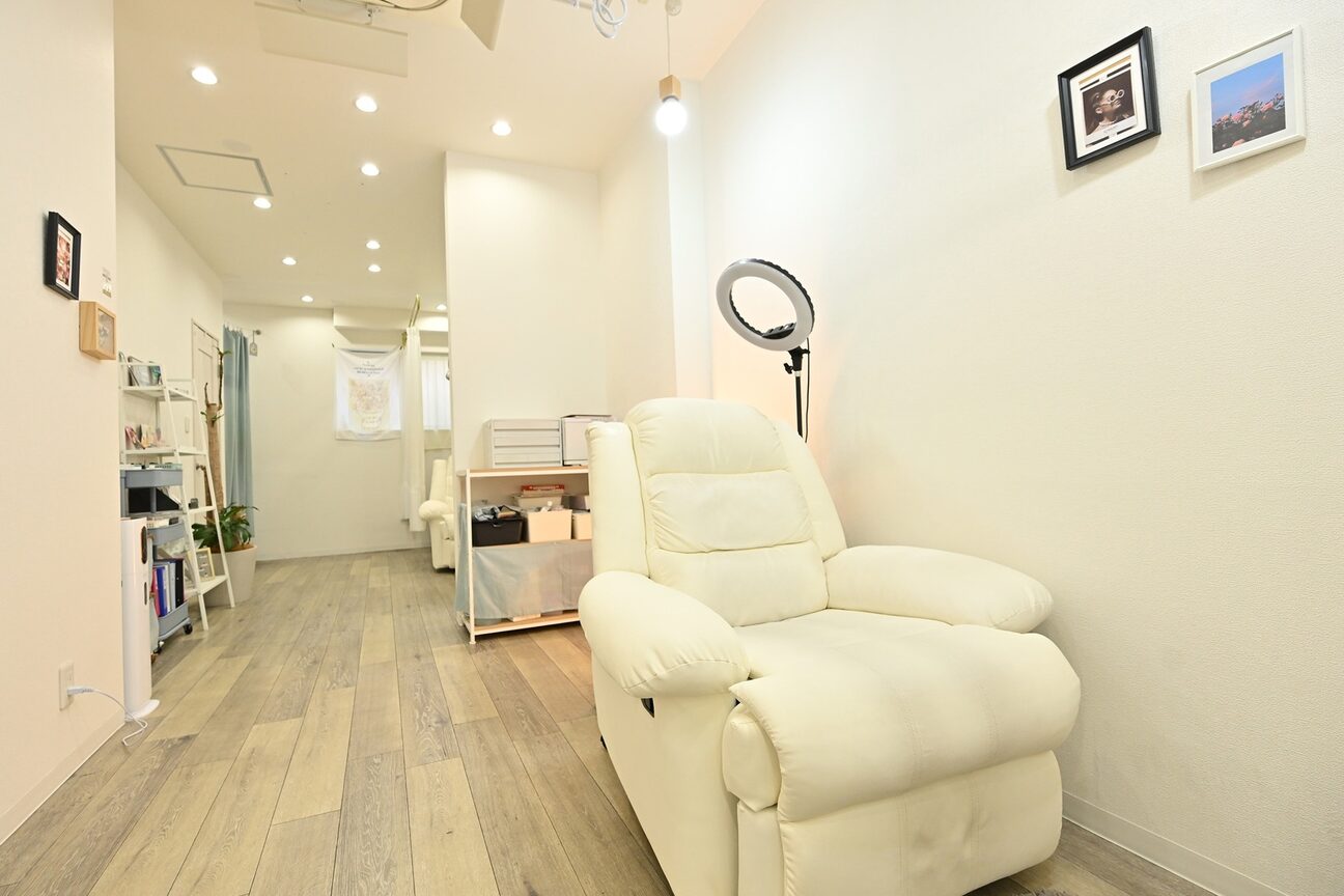 nap eyelash eyebrow（株式会社　ａｌｉｅｎ）画像1