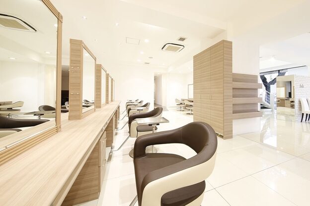 アッシュ 十日市場店(Ash)5