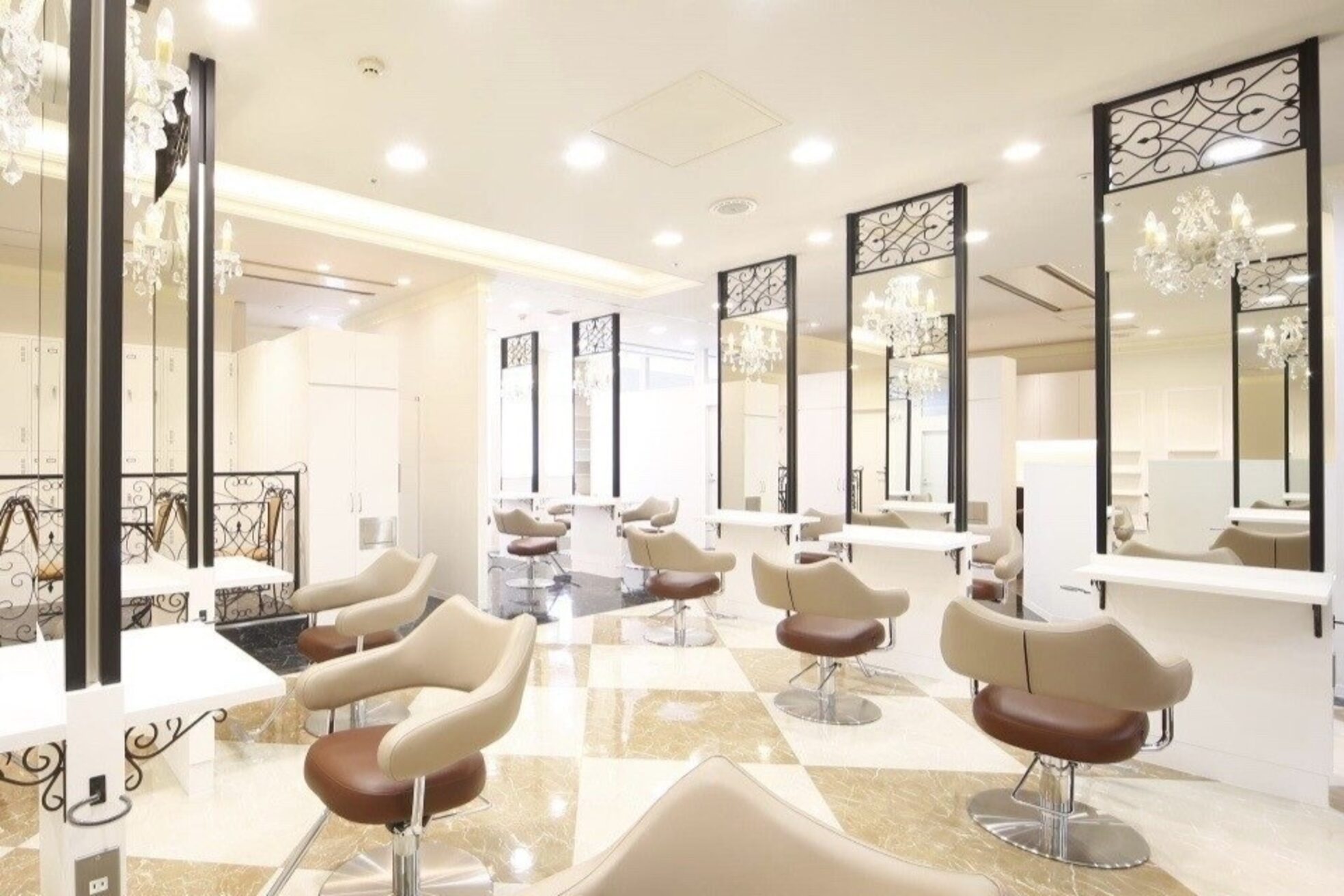 アッシュ 川口店(Ash)1