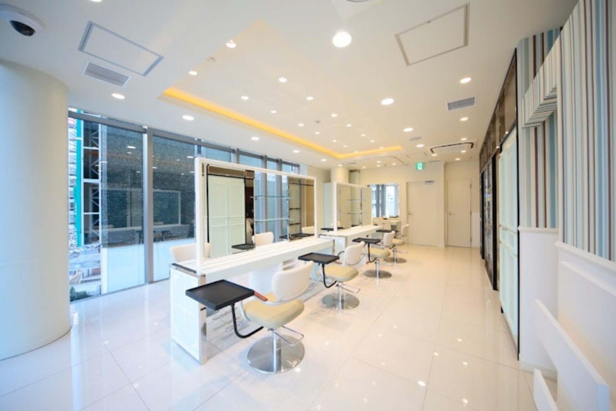 アッシュ 池袋店(Ash)2