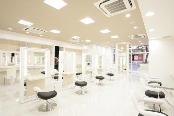 アッシュ 小岩店(Ash)