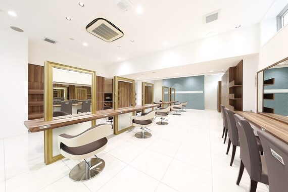 アッシュ 本牧店(Ash)