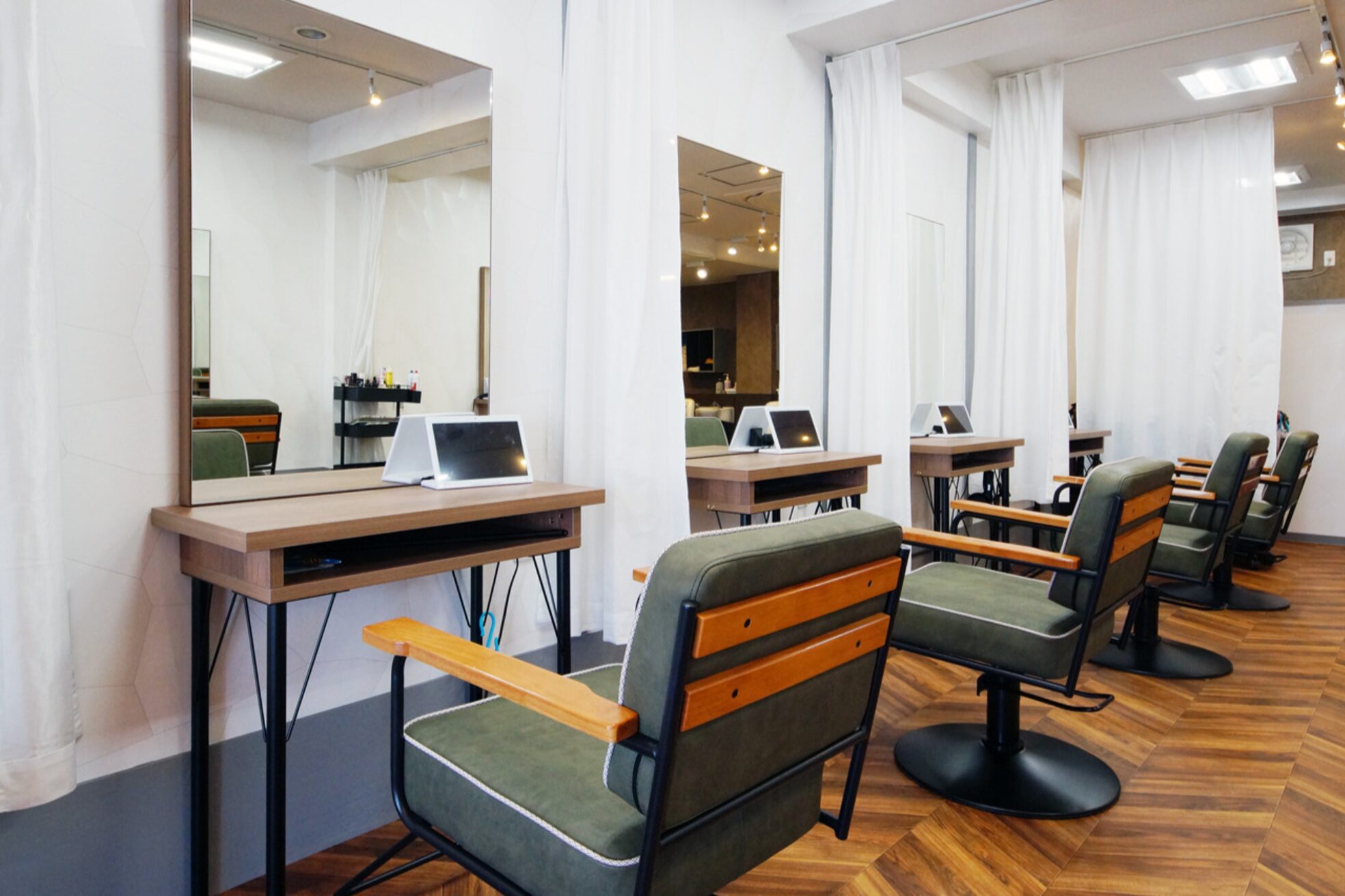 ヘアーズ ベリー 瓢箪山店(hairs BERRY)4