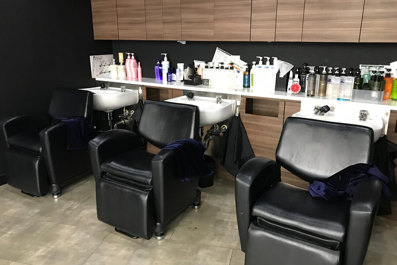 AULA高岡店（有限会社　ＬＥＧＥＮＤ　ＯＦ　Ｋ）画像2