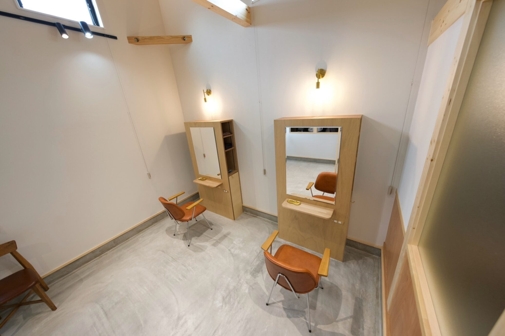 シンプルアンド(simple&)2