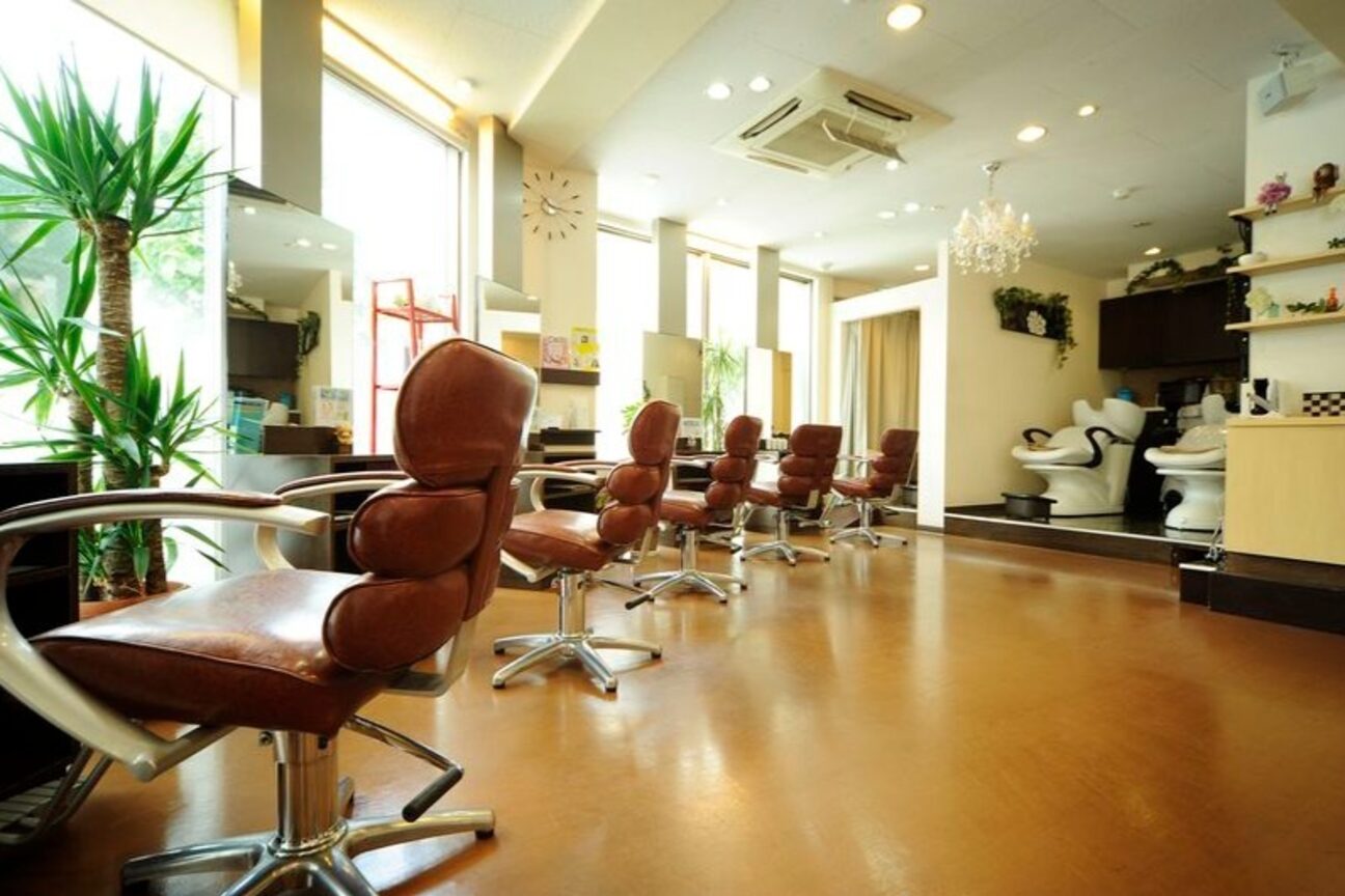 CUTROOM COLOR(株式会社 カットルームコーポレーション)画像1