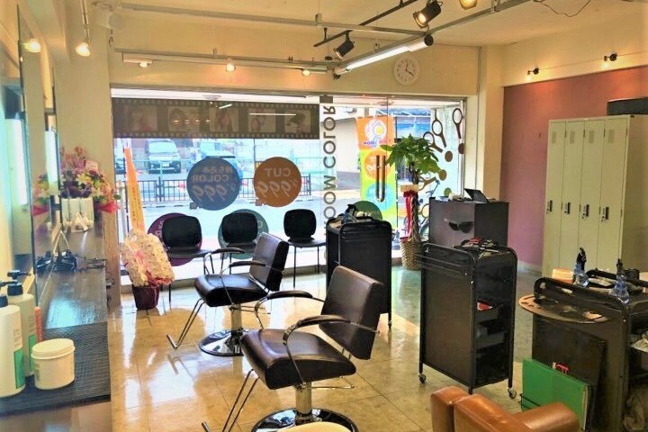 カットルームカラー 東花園店1