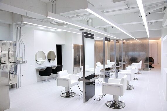 スノッブエモア(SNOB emoi)