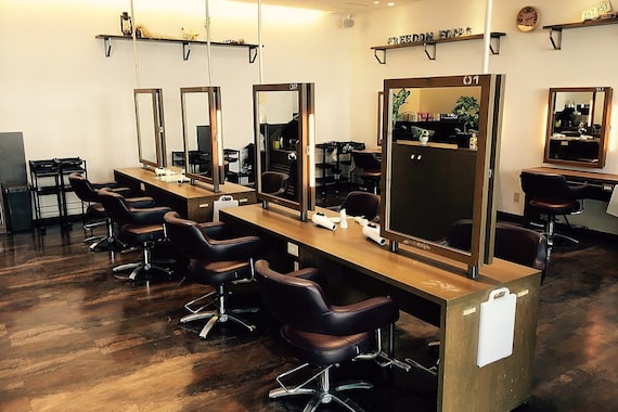 フリーダム フォーレス 岡山ドーム前店(freedom fores)