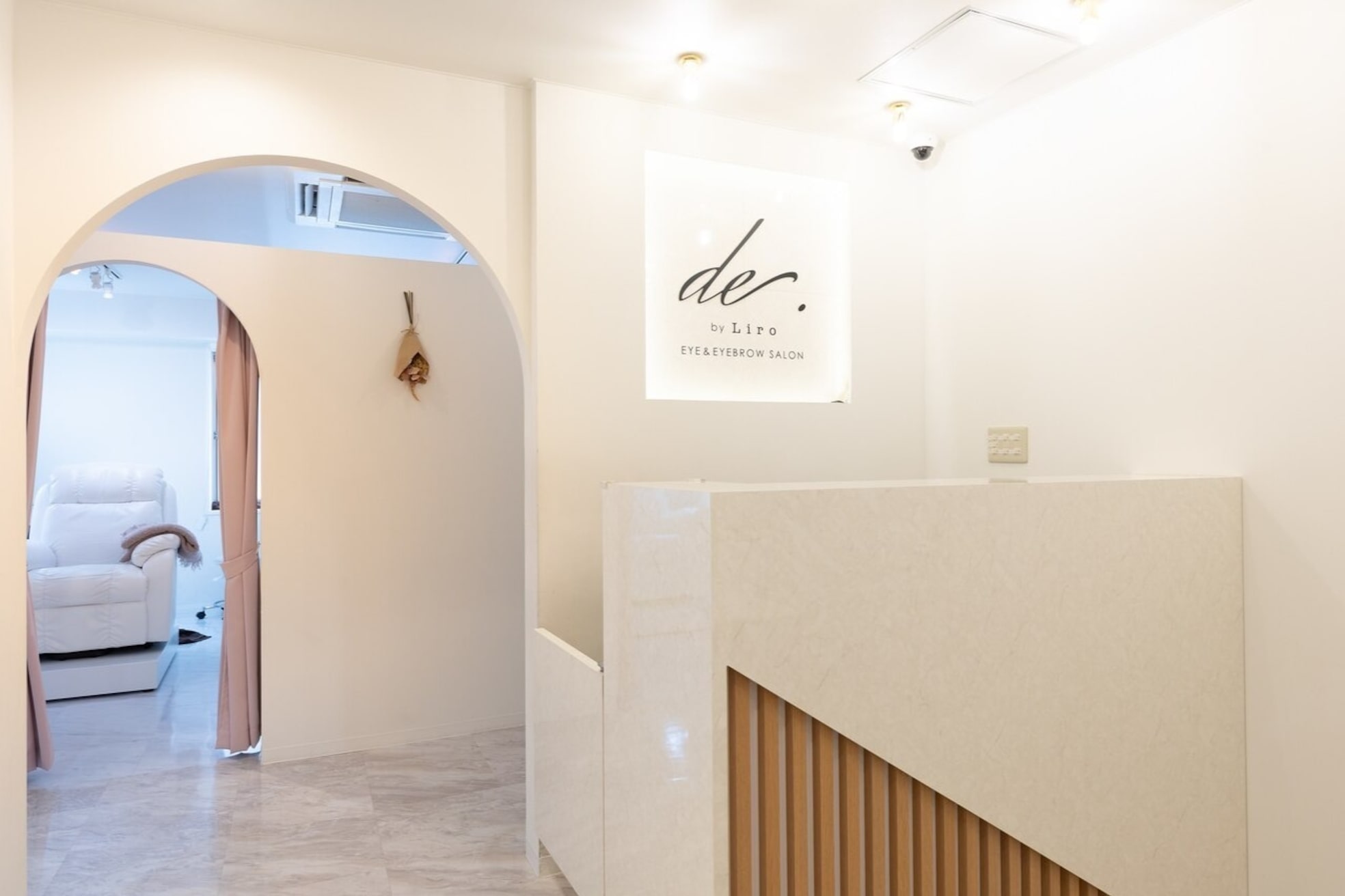 デイ ドット シンジュク(de.shinjuku)1