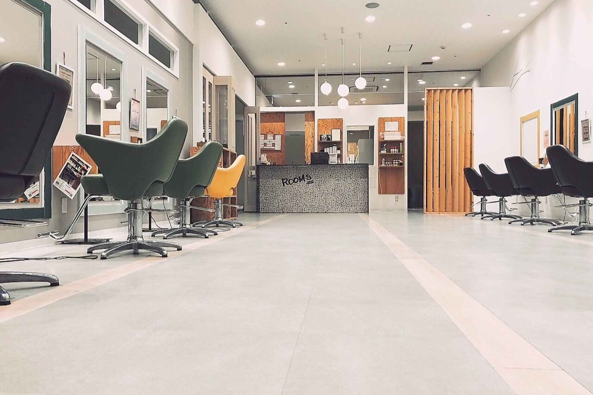 ルームス つかしん店(ROOMS)1