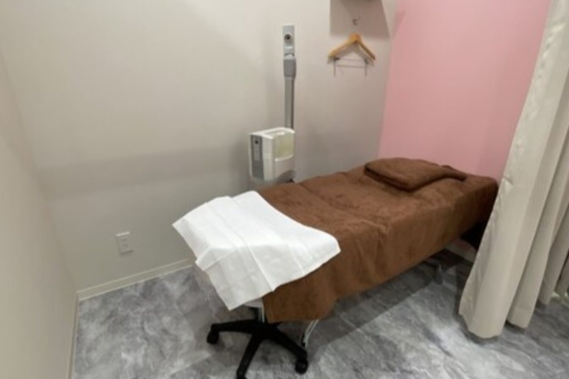 お顔そり専門店 ビューティーフェイス 中野マルイ店3