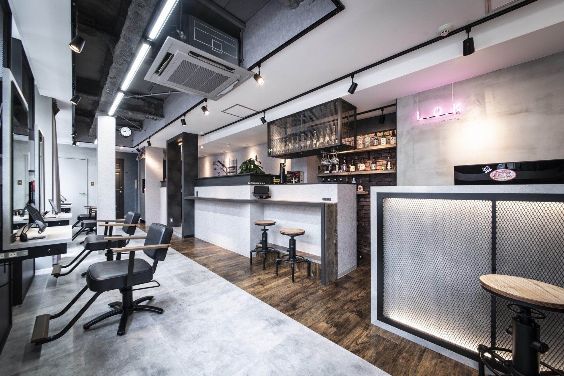 エルオーケー ラックスビー(L.O.K LUXBE)1