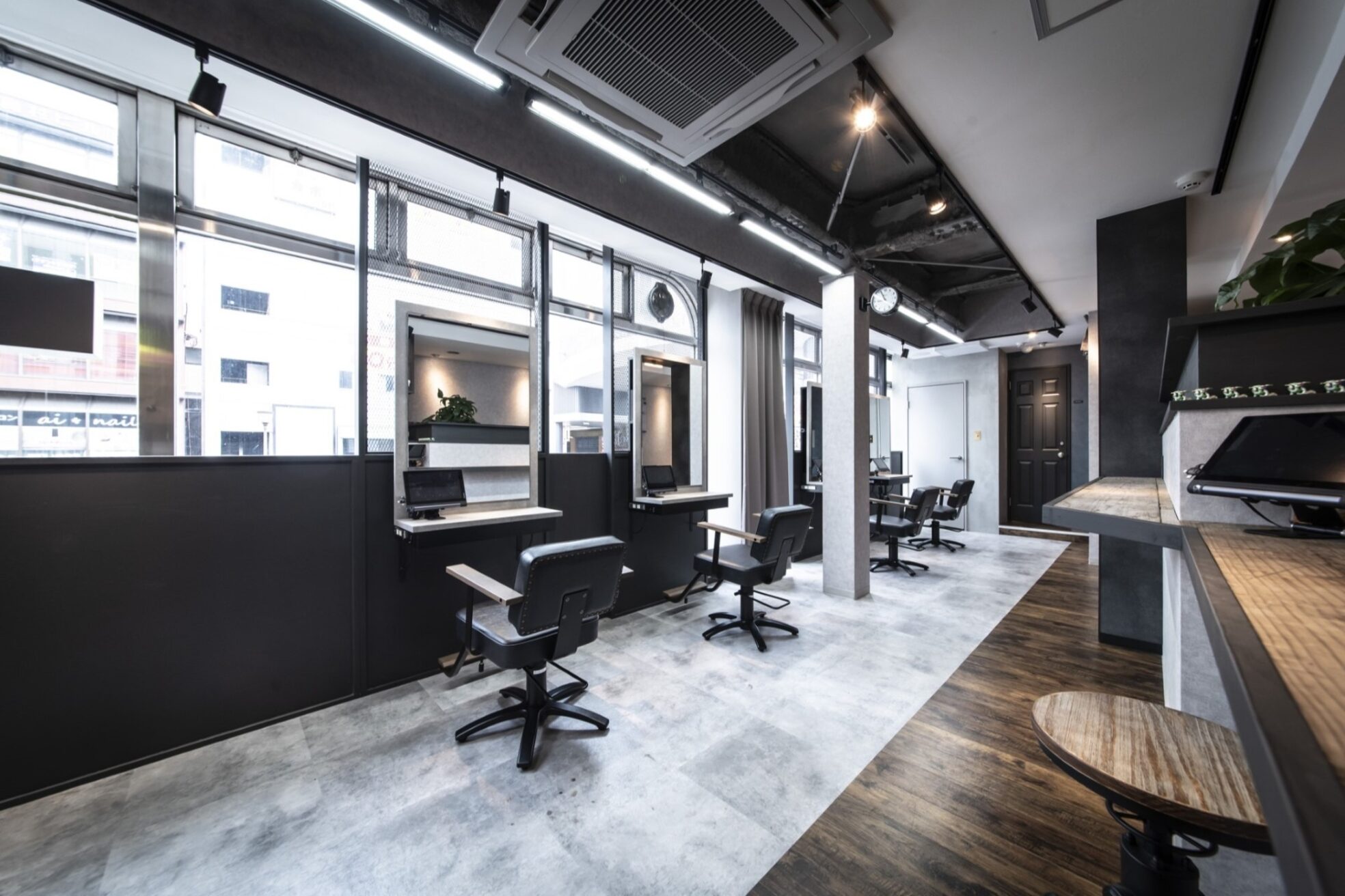 エルオーケー ラックスビー(L.O.K LUXBE)4