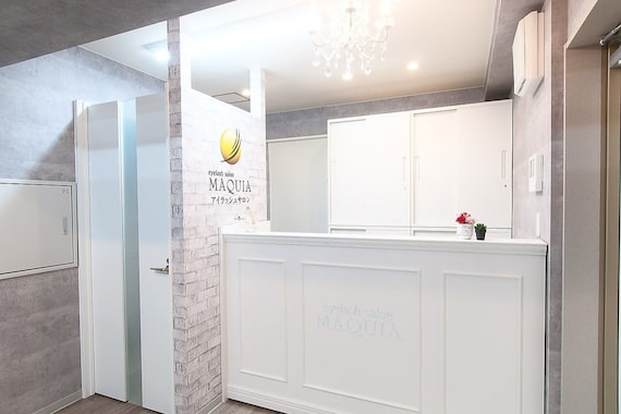 マキア 新宿店(MAQUIA)