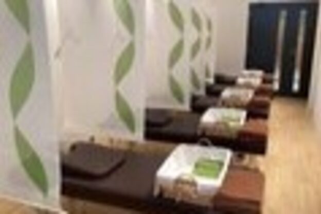 リラク 阪急西宮ガーデンズプラス館店(Re.Ra.Ku)1