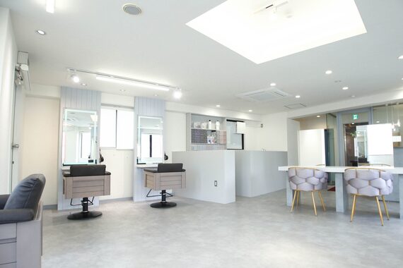 エルサザリープ 三宮(Elsa the leap)